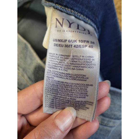 NYDJ Cool Embrace Pull On Stretch Jean Shorts, 6, GUC - Picture 3 of 4